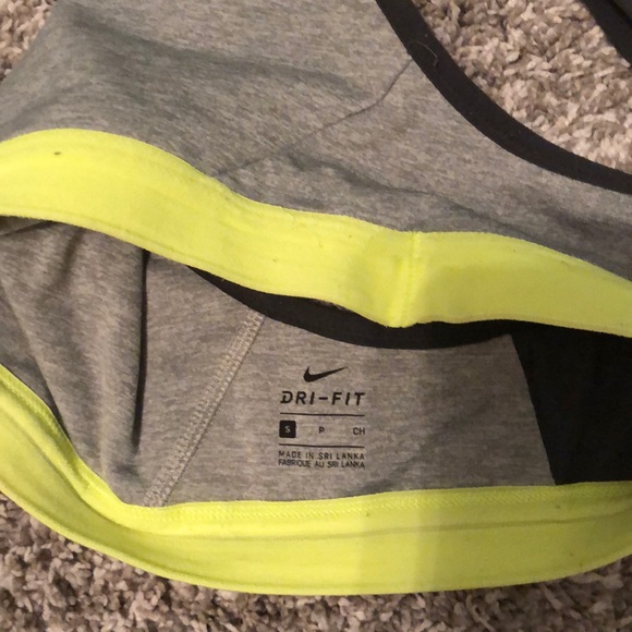 Nike Sports bra - Picture 3 of 3
